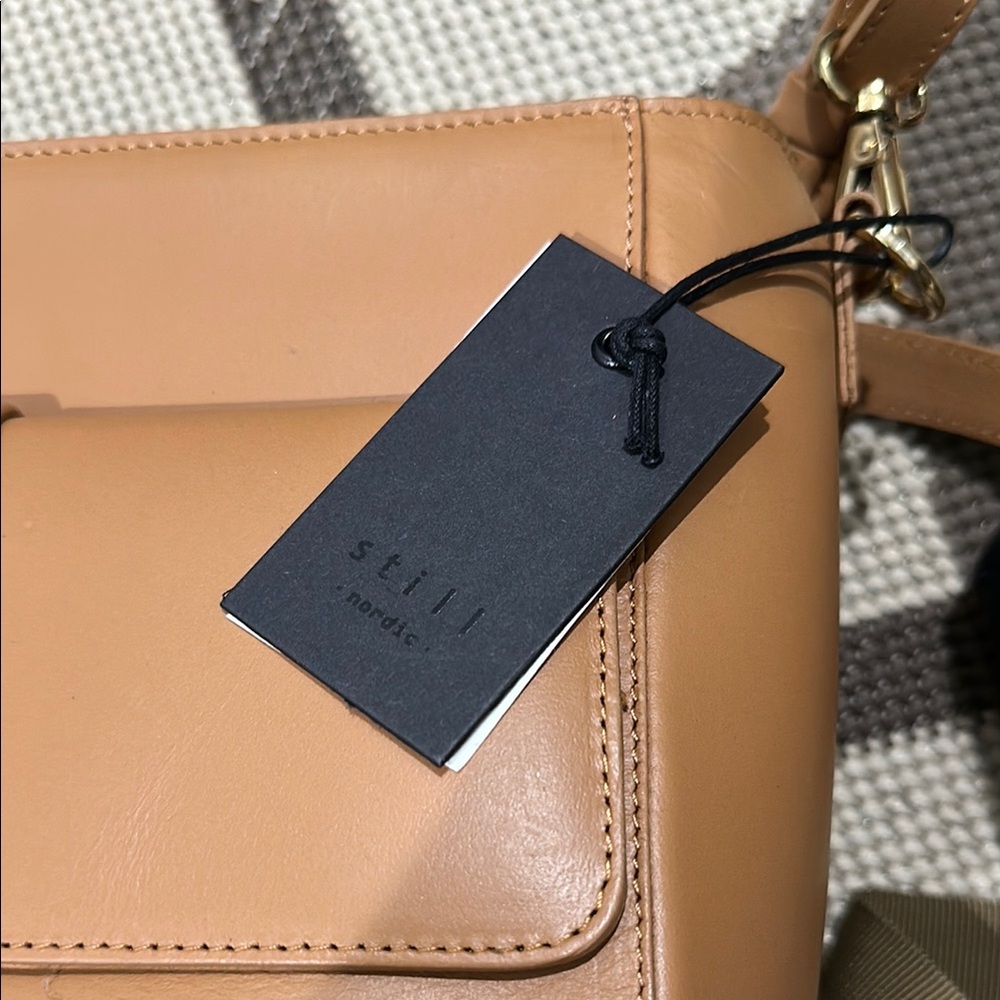Tan Leather Women's Bag - Picture 5 of 10